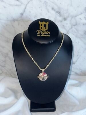 ROPE CHAIN WITH THE WORLD PENDANT