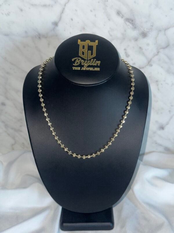 MOON CUT CHAIN
